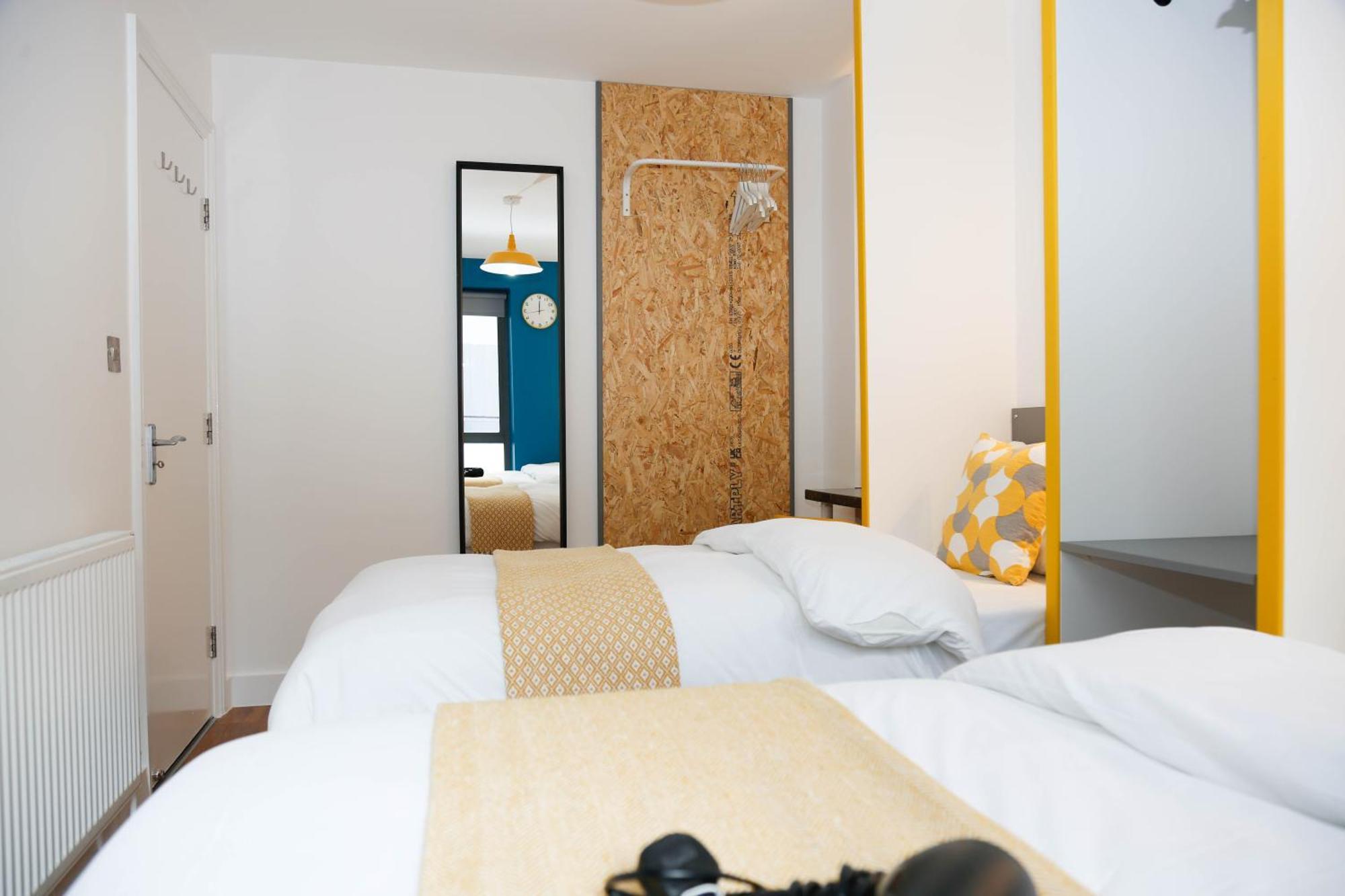 New Luxury Apartments In Central Location Next To Shops, Cafes, Bars & Metro London Luaran gambar
