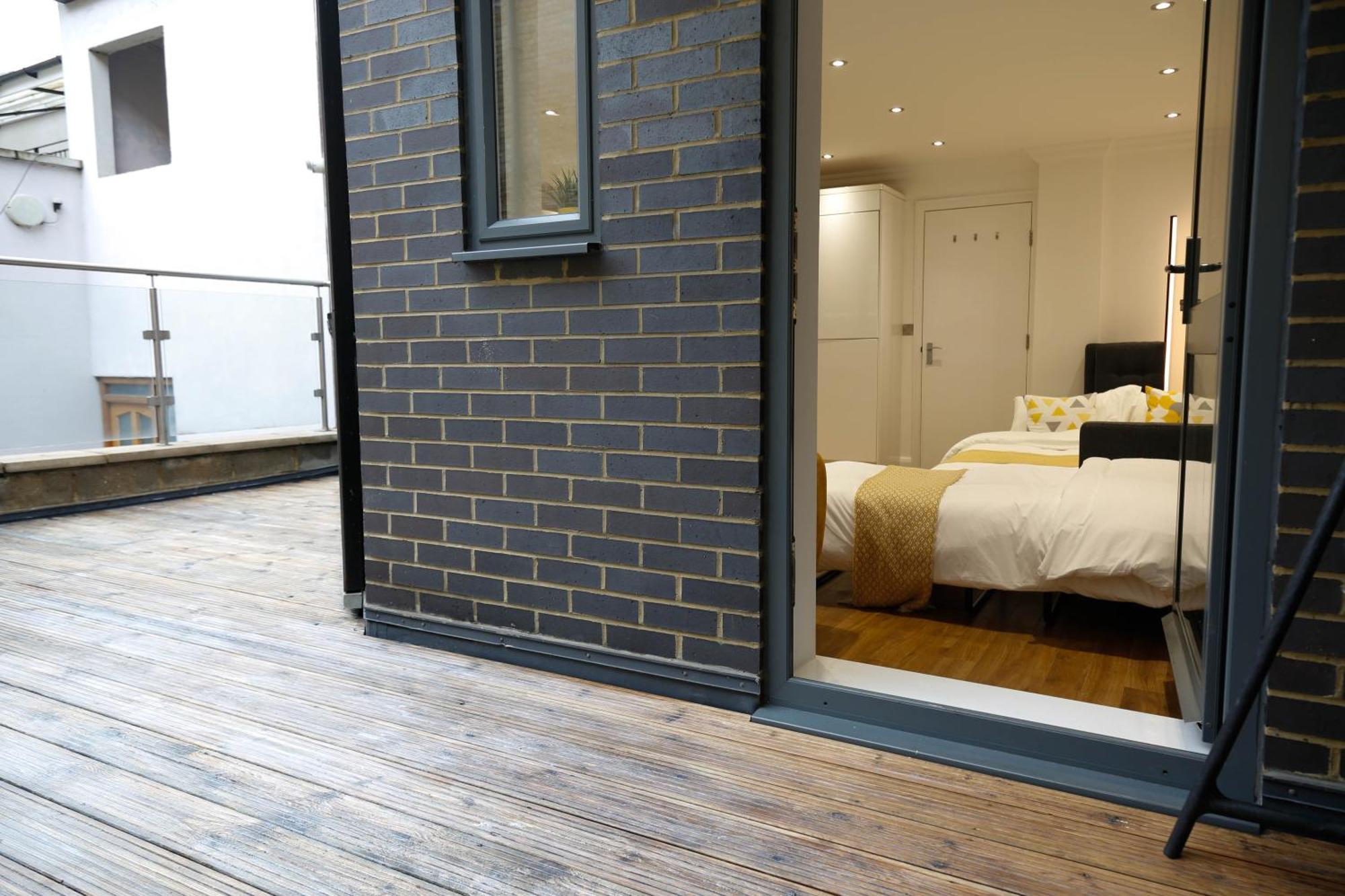 New Luxury Apartments In Central Location Next To Shops, Cafes, Bars & Metro London Luaran gambar