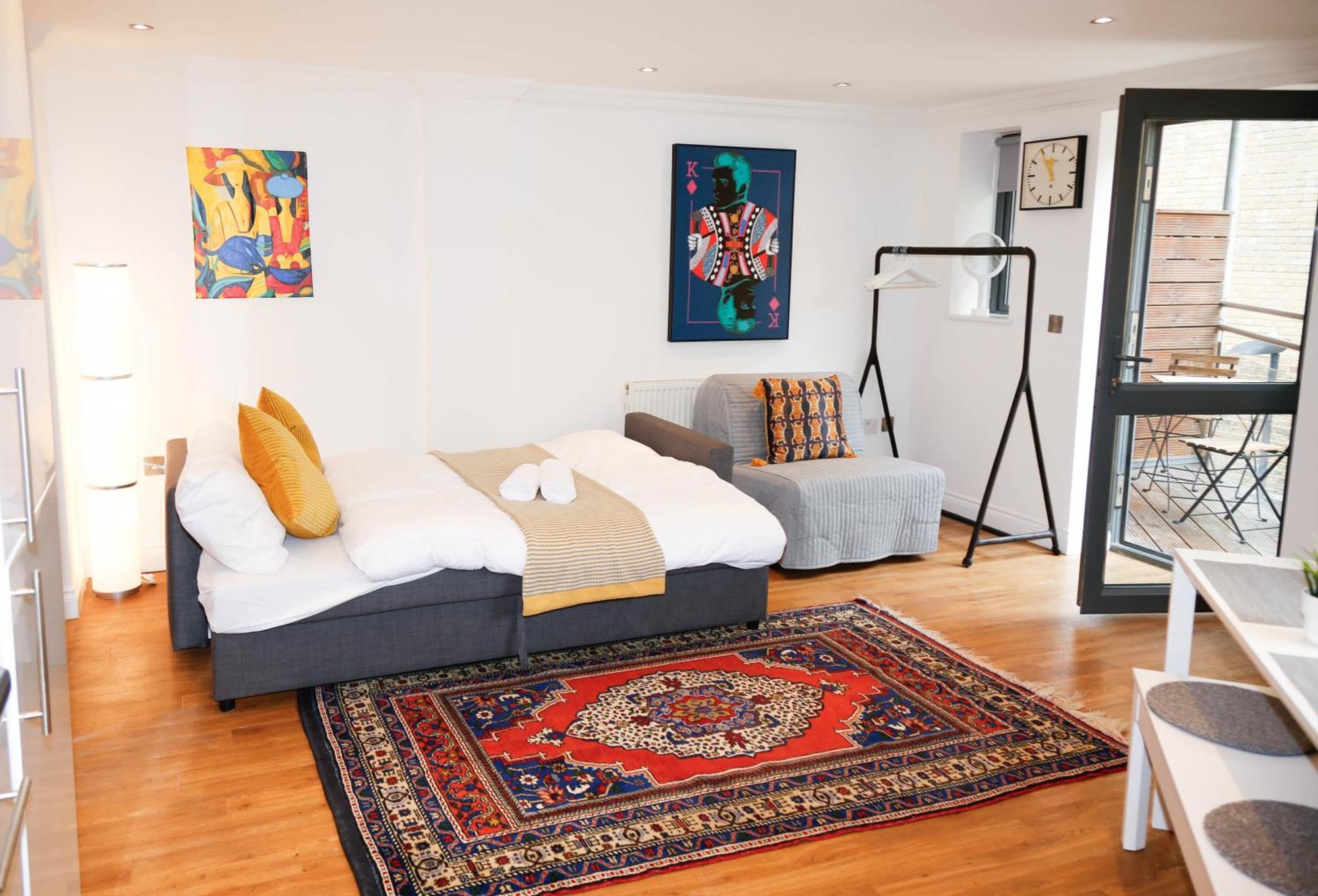 New Luxury Apartments In Central Location Next To Shops, Cafes, Bars & Metro London Luaran gambar
