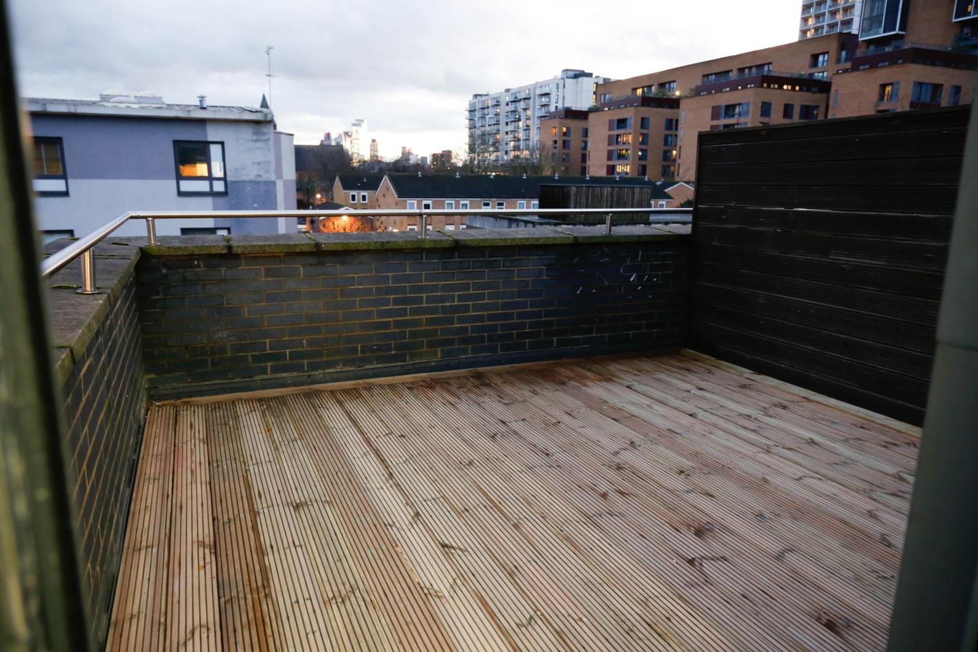 New Luxury Apartments In Central Location Next To Shops, Cafes, Bars & Metro London Luaran gambar