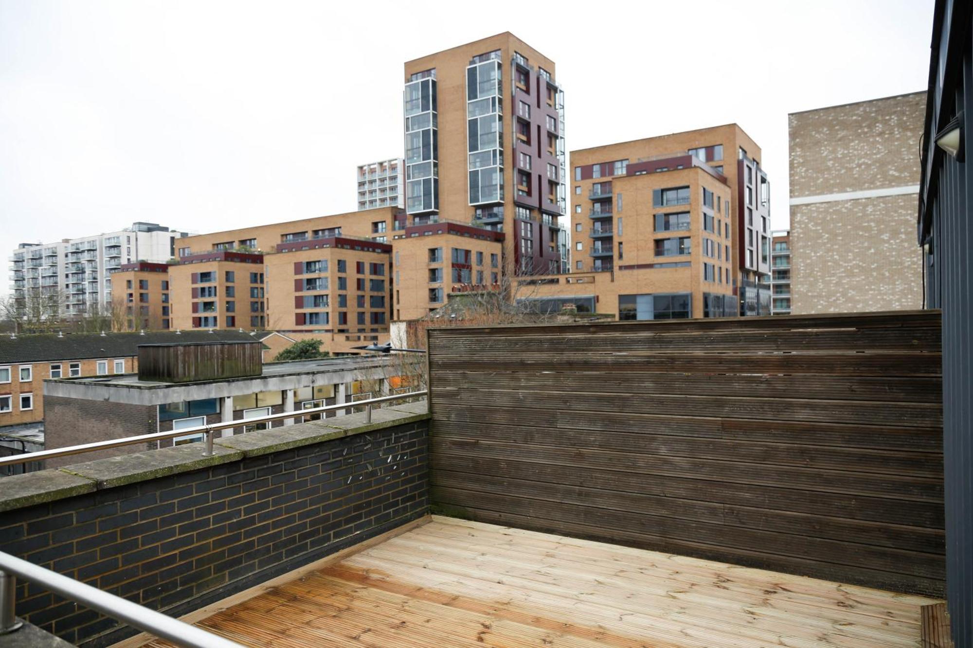New Luxury Apartments In Central Location Next To Shops, Cafes, Bars & Metro London Luaran gambar