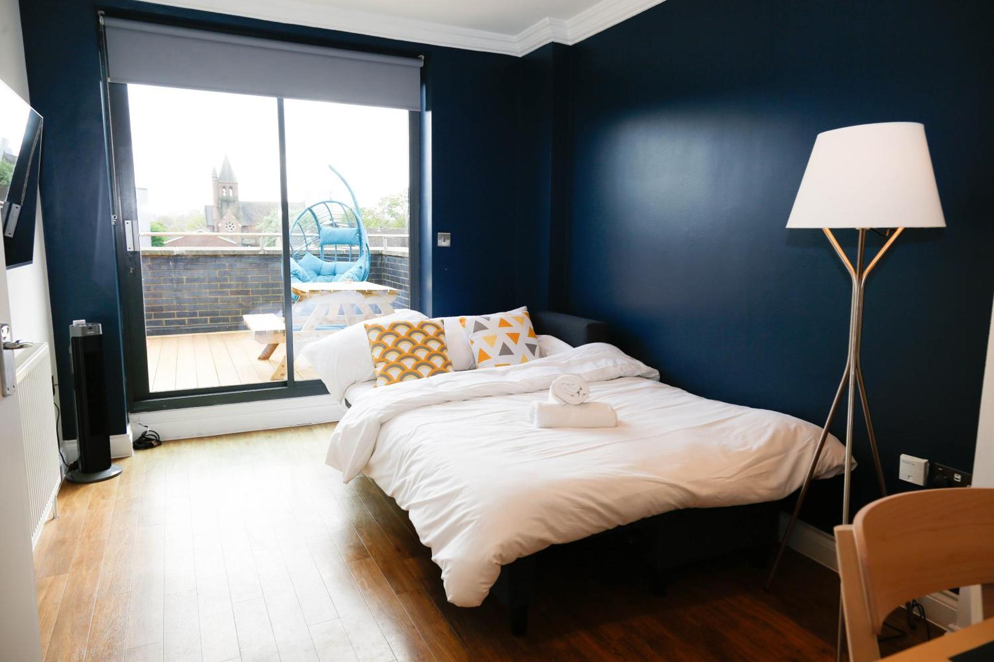 New Luxury Apartments In Central Location Next To Shops, Cafes, Bars & Metro London Luaran gambar